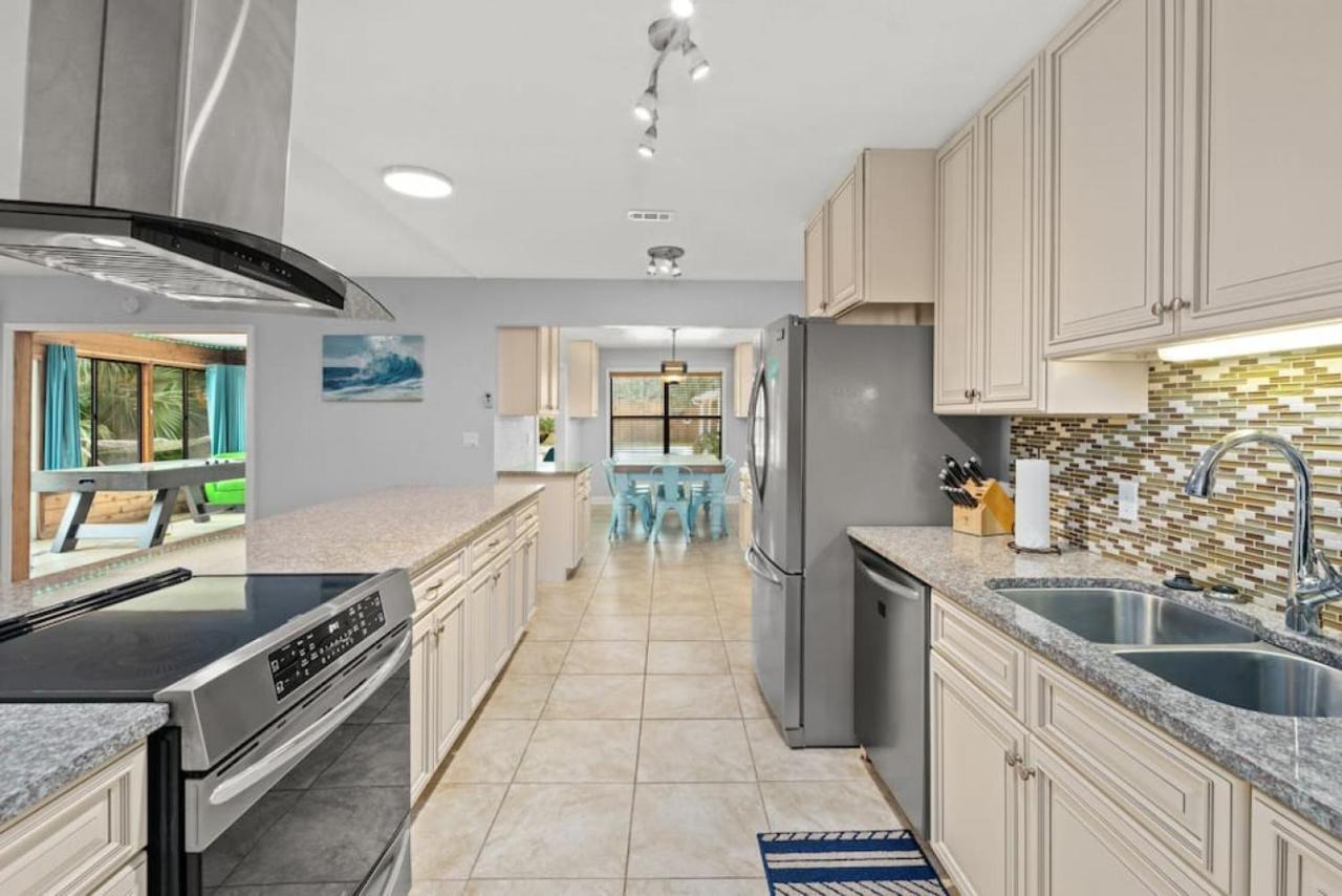 The Flip Flop Stop - Private Heated Pool, Pool House, Backyard Oasis And Game Room パナマシティービーチ エクステリア 写真