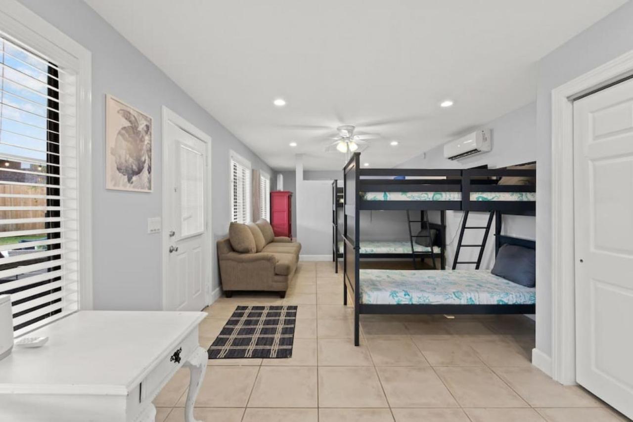 The Flip Flop Stop - Private Heated Pool, Pool House, Backyard Oasis And Game Room パナマシティービーチ エクステリア 写真